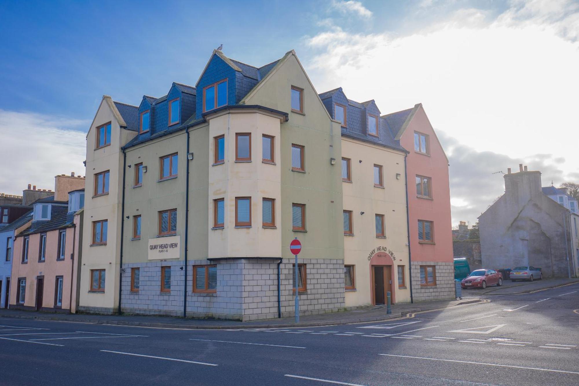 Quay Head View Aparthotel ストランラー エクステリア 写真