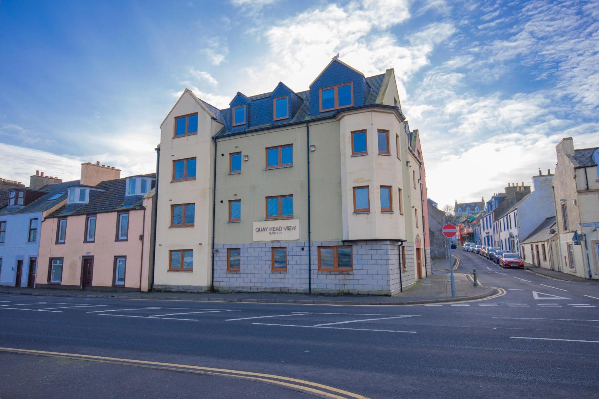Quay Head View Aparthotel ストランラー エクステリア 写真