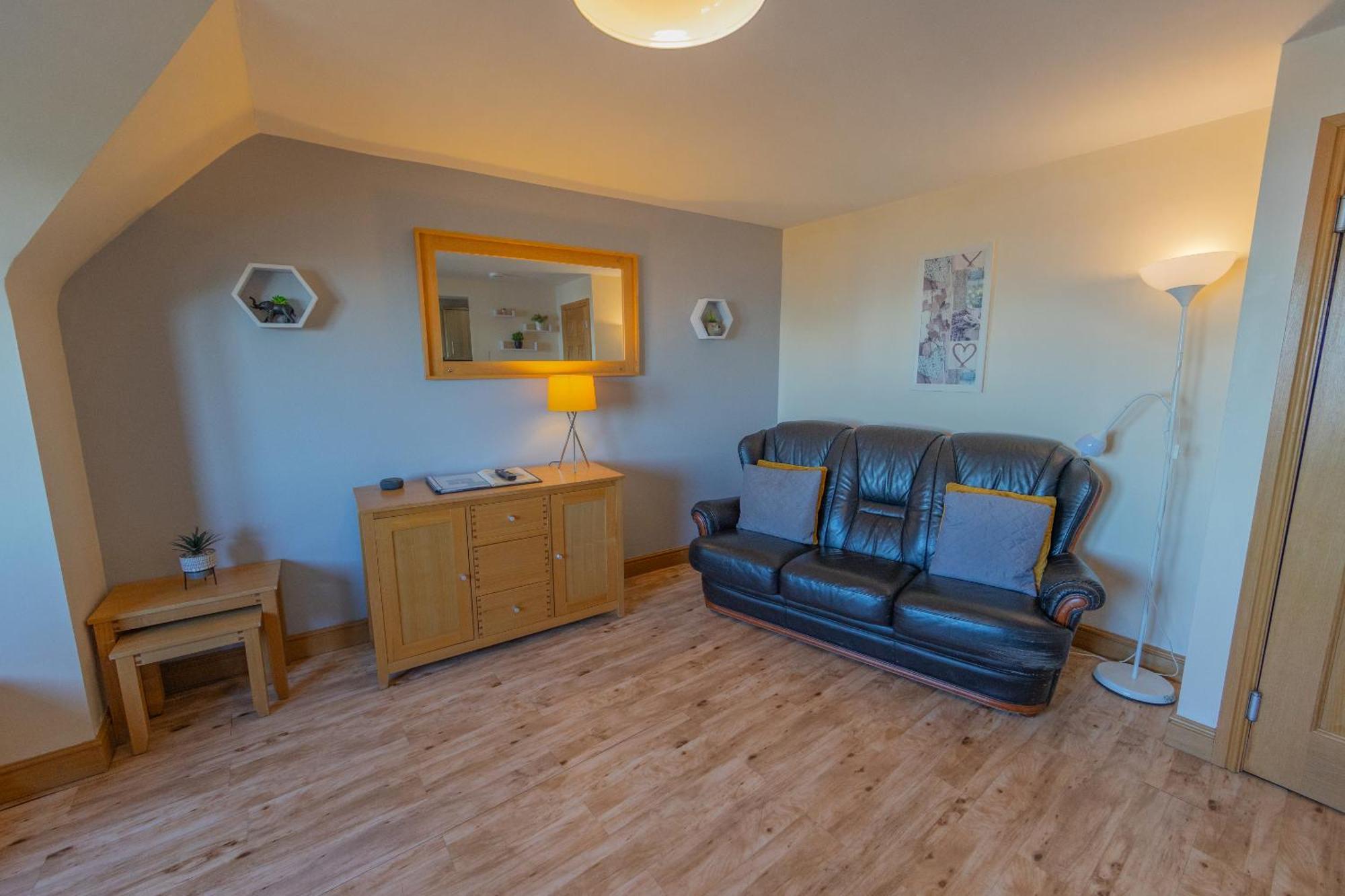 Quay Head View Aparthotel ストランラー 部屋 写真