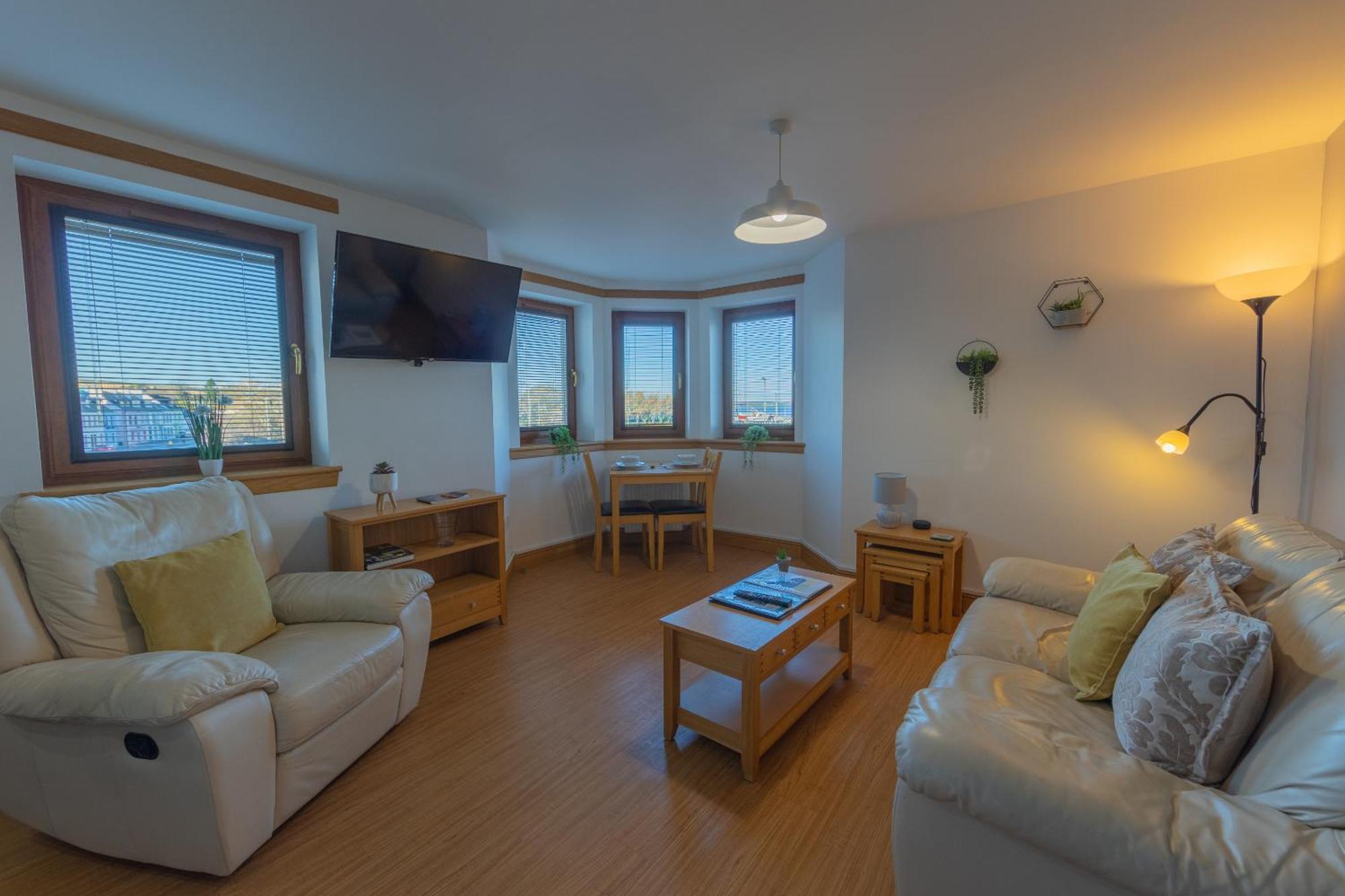Quay Head View Aparthotel ストランラー 部屋 写真