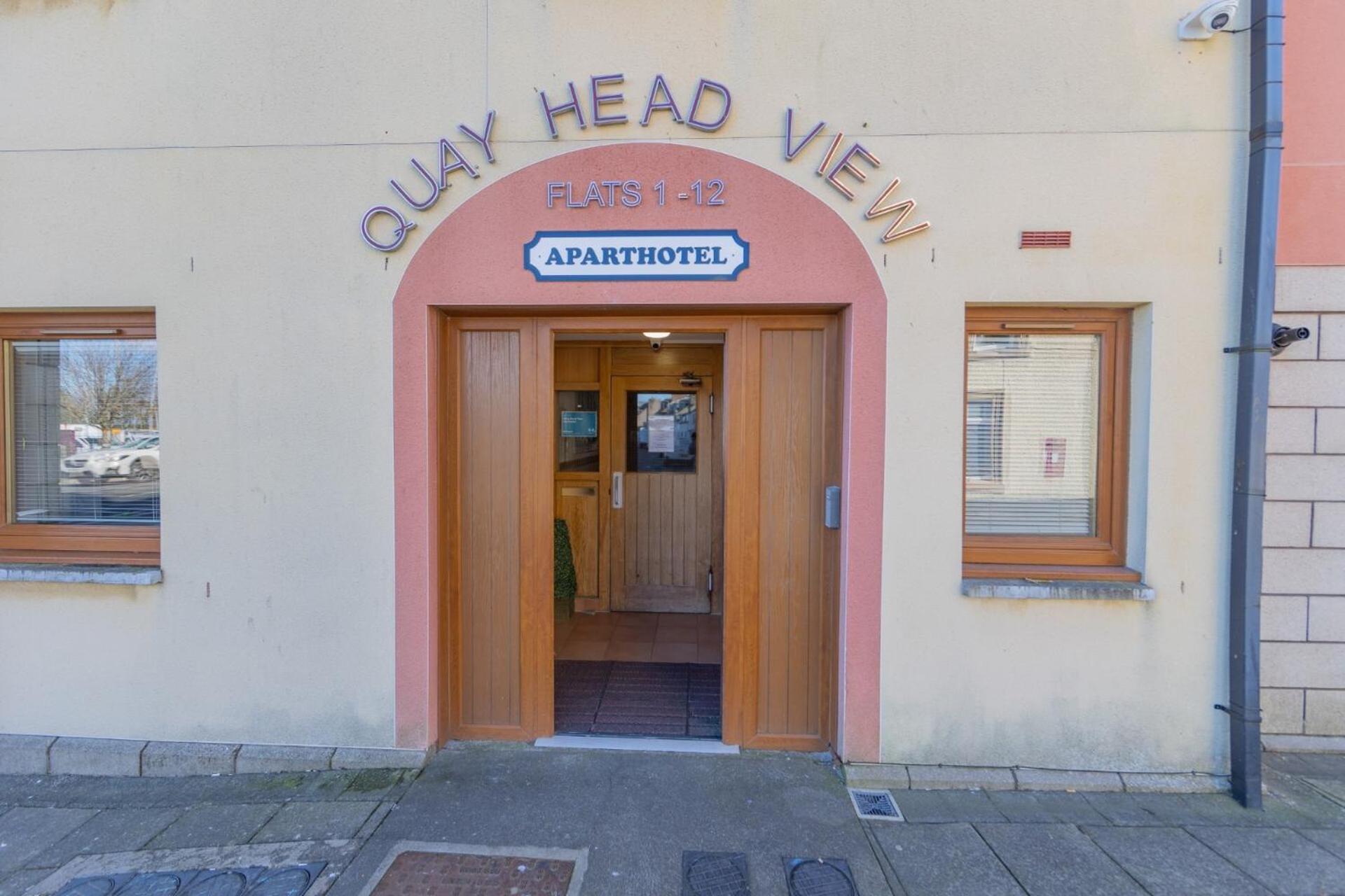 Quay Head View Aparthotel ストランラー エクステリア 写真